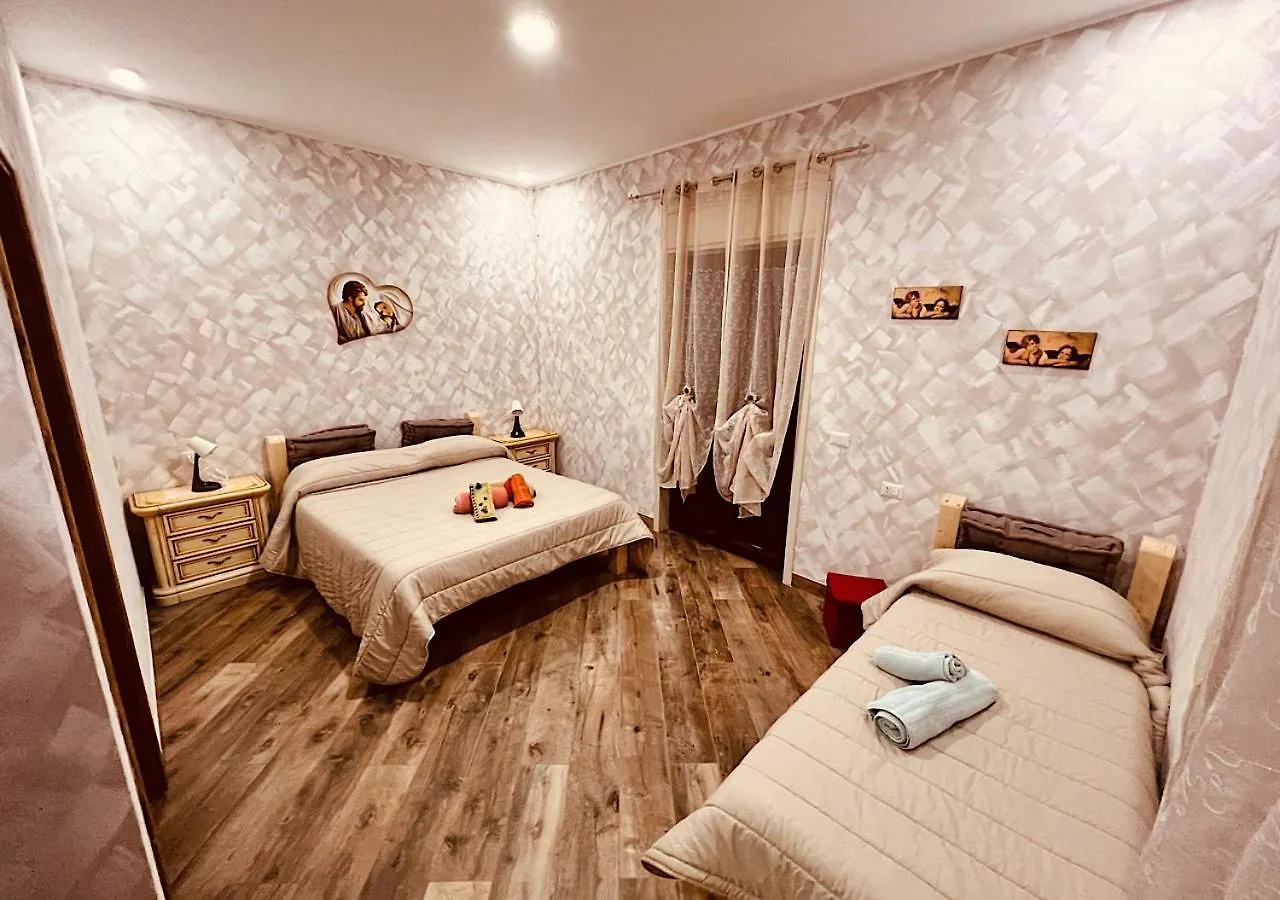 Chalet Grotta Monte Etna Maletto Italy
