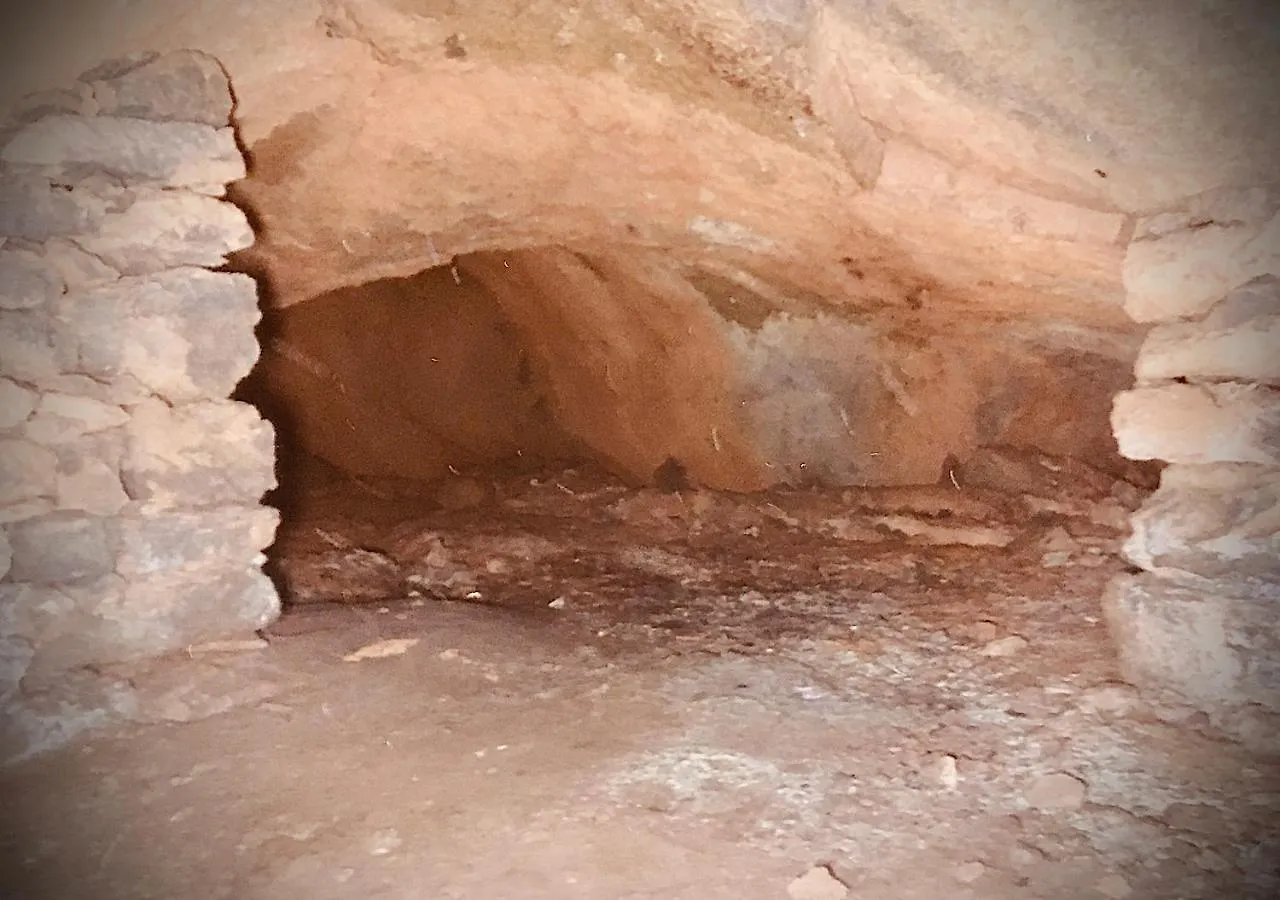 Chalet Grotta Monte Etna Maletto