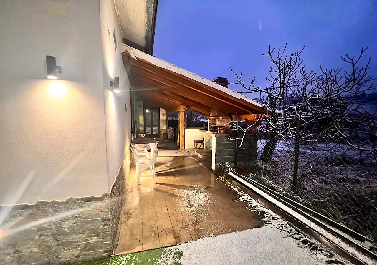 Chalet Grotta Monte Etna Maletto